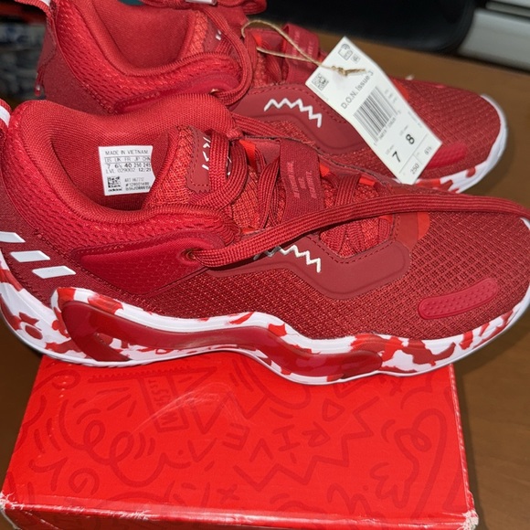 Adidas Donovan D.O.N. Issue 3 size 7m 8w - Picture 2 of 8